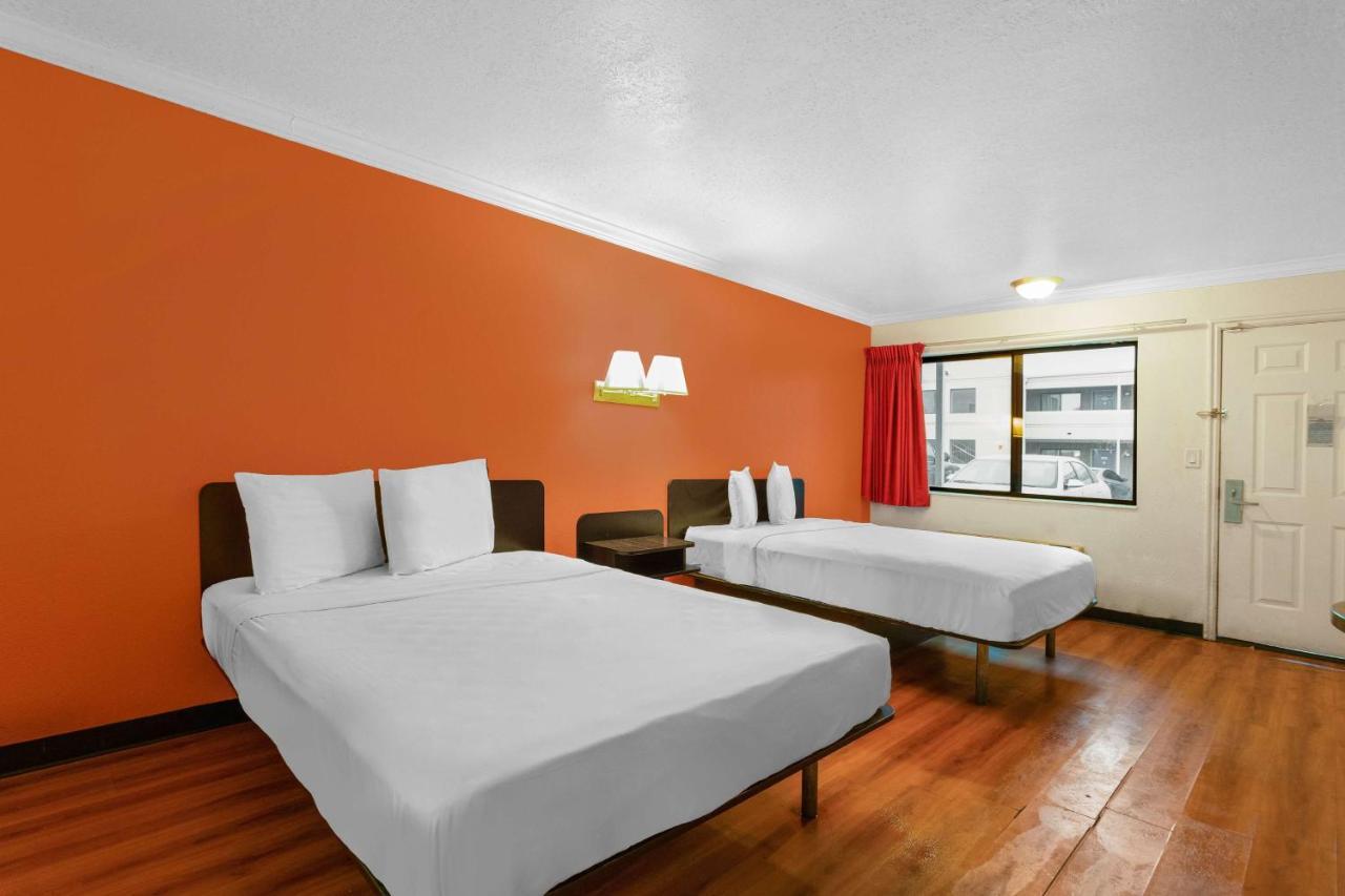 Motel 6-Salt Lake City, Ut - Central Millcreek Экстерьер фото
